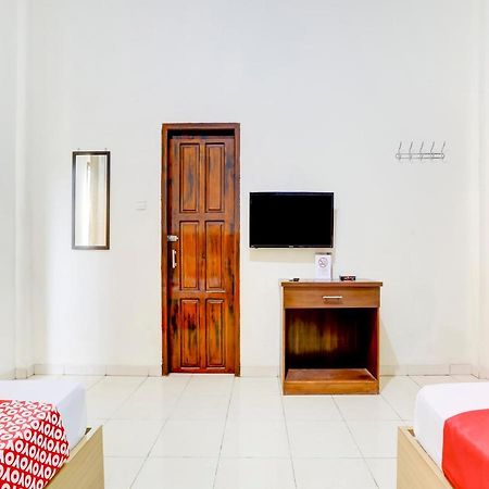 סמרינדה Oyo 3870 Homestay Arya מראה חיצוני תמונה