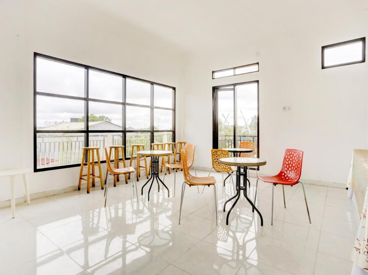 סמרינדה Oyo 3870 Homestay Arya מראה חיצוני תמונה