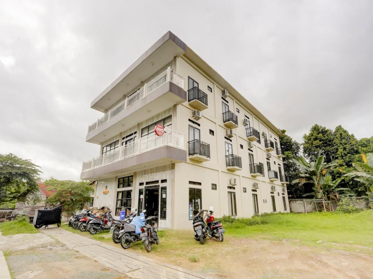 סמרינדה Oyo 3870 Homestay Arya מראה חיצוני תמונה