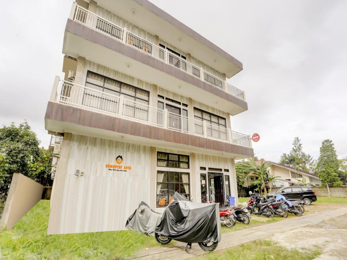 סמרינדה Oyo 3870 Homestay Arya מראה חיצוני תמונה