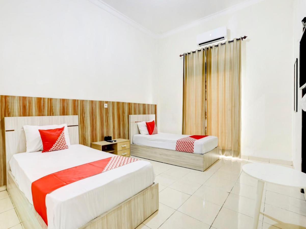 סמרינדה Oyo 3870 Homestay Arya מראה חיצוני תמונה