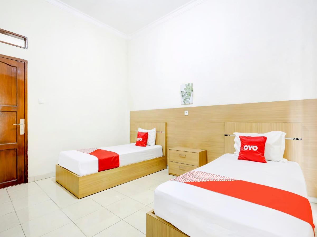 סמרינדה Oyo 3870 Homestay Arya מראה חיצוני תמונה